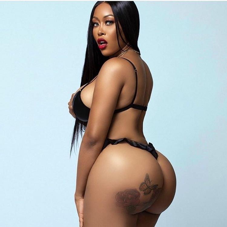 20P Features, Big Juicy Ass &amp; Tits