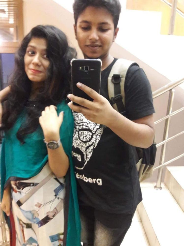 25P Cute Indian Girl Naked Leaked