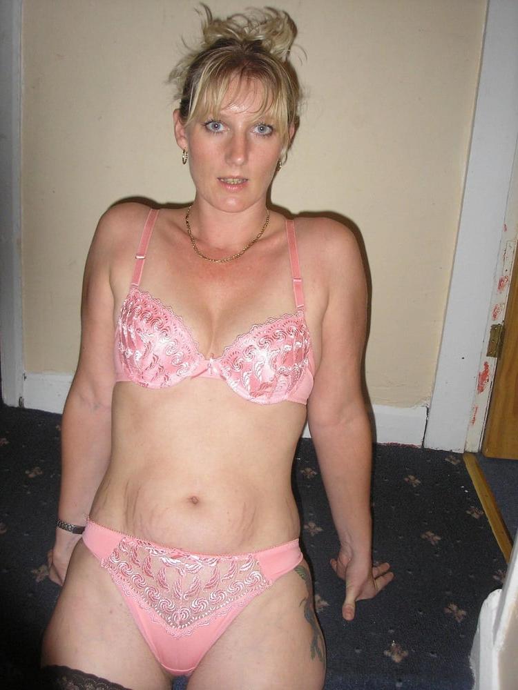 25P Slutty German Milf Bitch