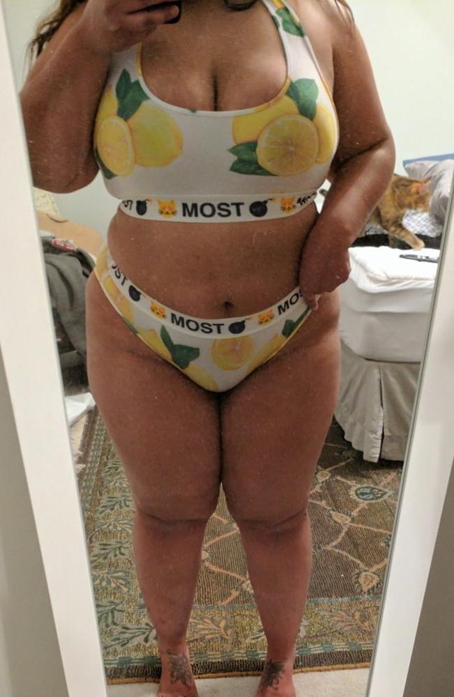 25P Chubby bigtits