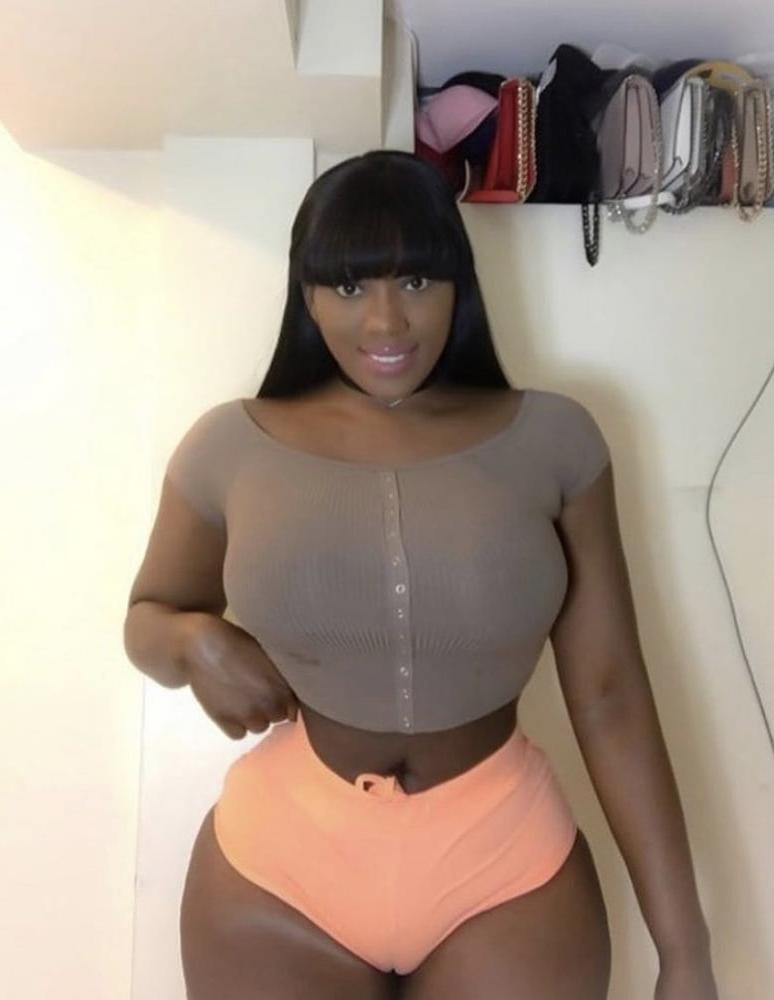 10P Camel toes