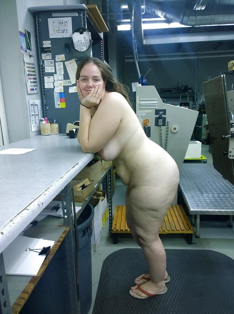 25P Beautiful chubby woman