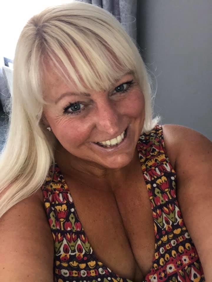 25P Great British Cleavage 25