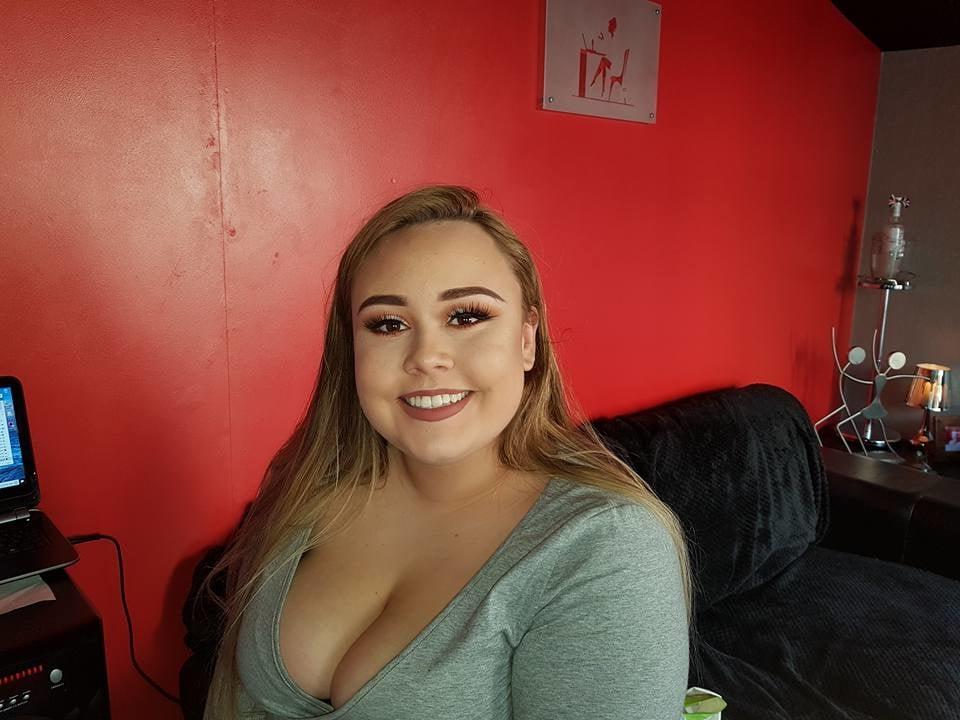 25P Great British Cleavage 25