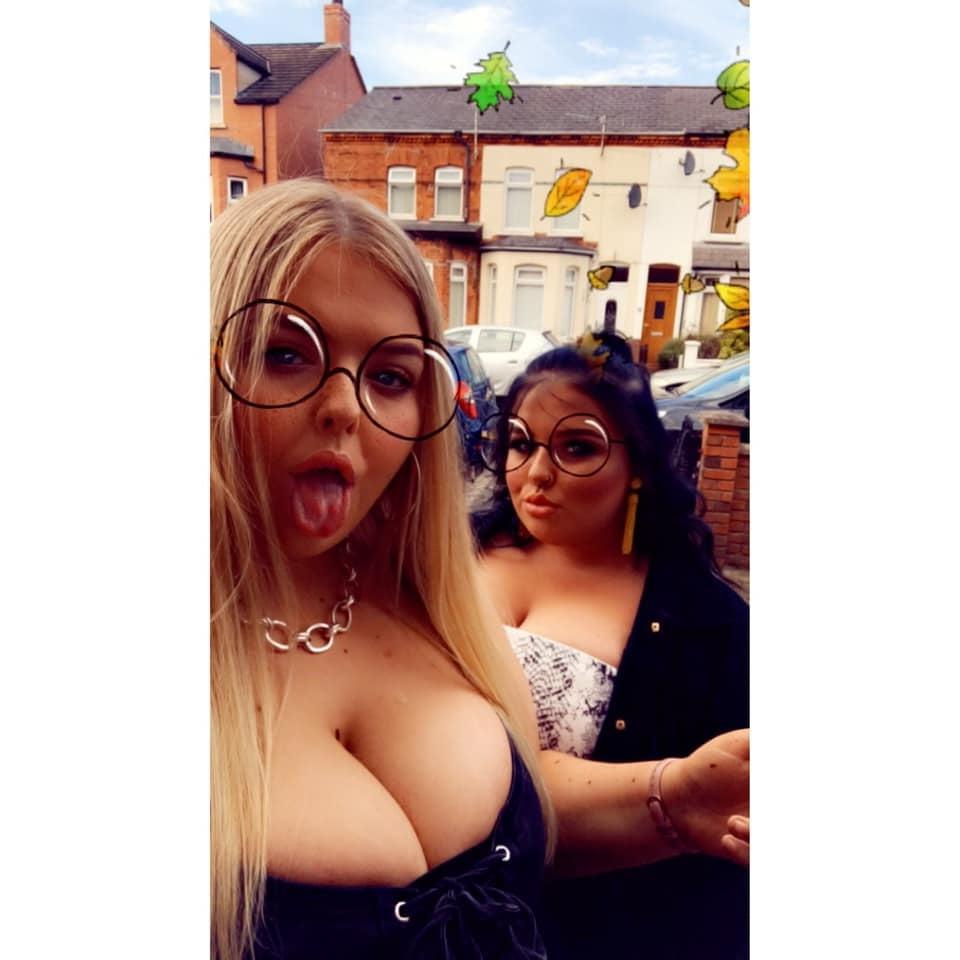 25P Great British Cleavage 25