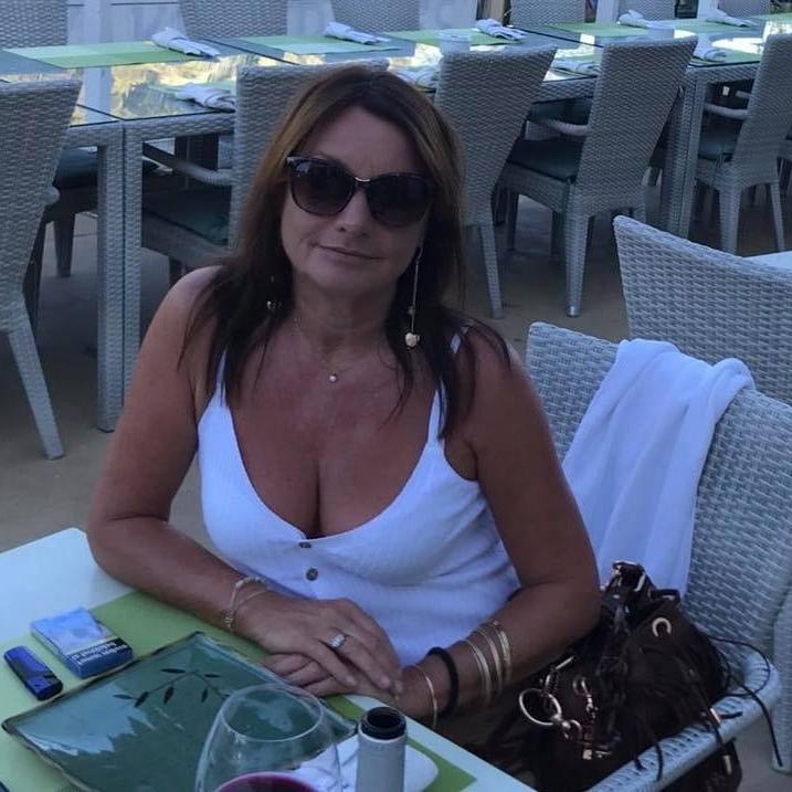 25P Great British Cleavage 25