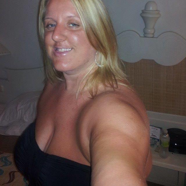 25P Great British Cleavage 25