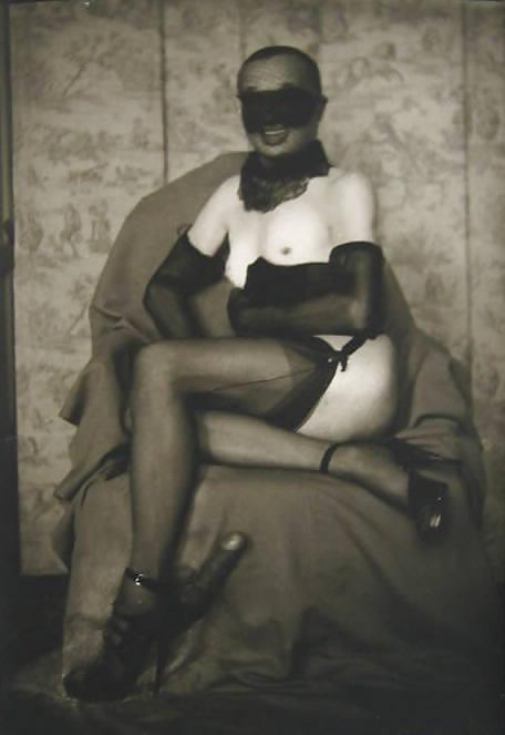 18P Modern Erotic Art