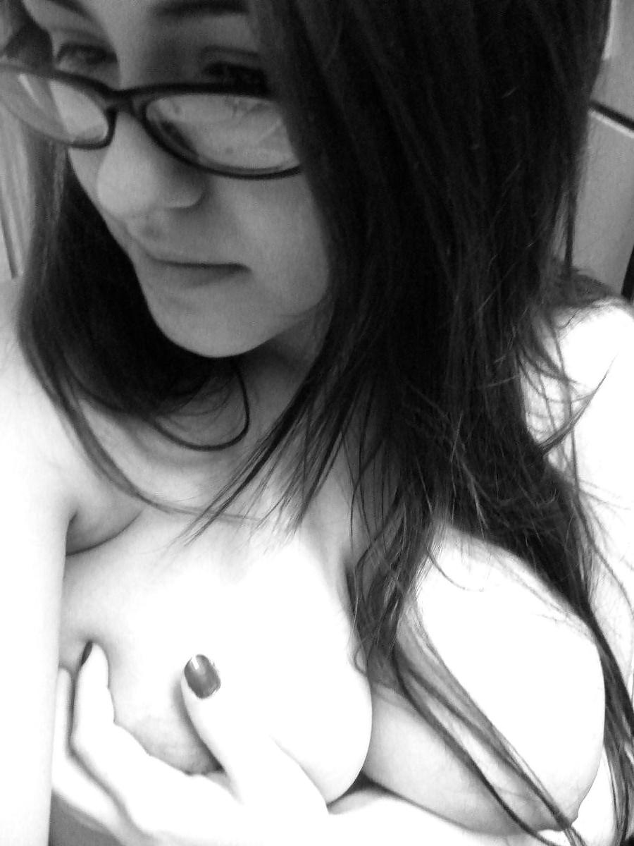25P Chubby Busty MeetMeMatch Babe