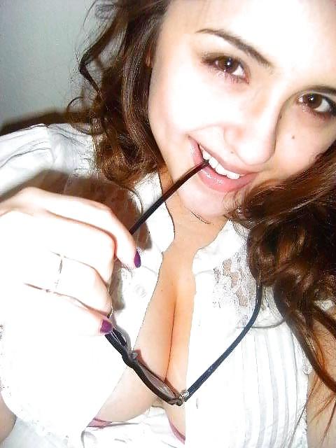 25P Chubby Busty MeetMeMatch Babe