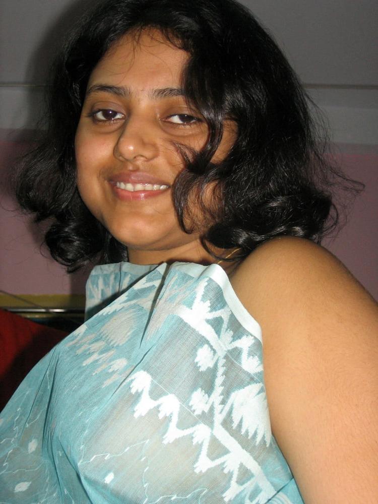 25P Desi Cute sexy Bhabhi ever in net