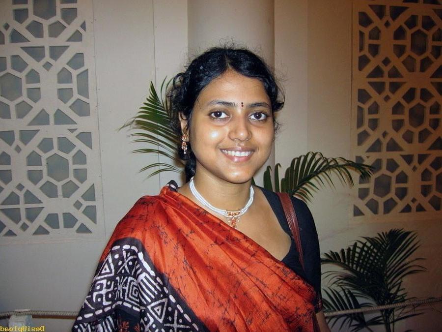 25P Desi Cute sexy Bhabhi ever in net