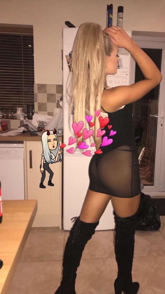 11P such a dumb slut!
