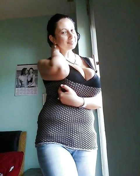25P Chunky GILFs and MILFs #9