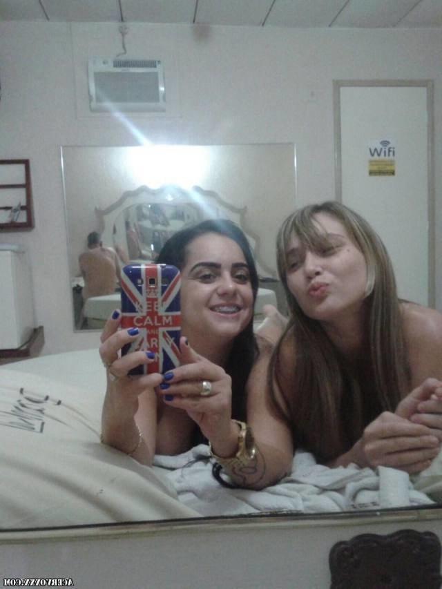 6P Duas amigas safada e gostosas no motel