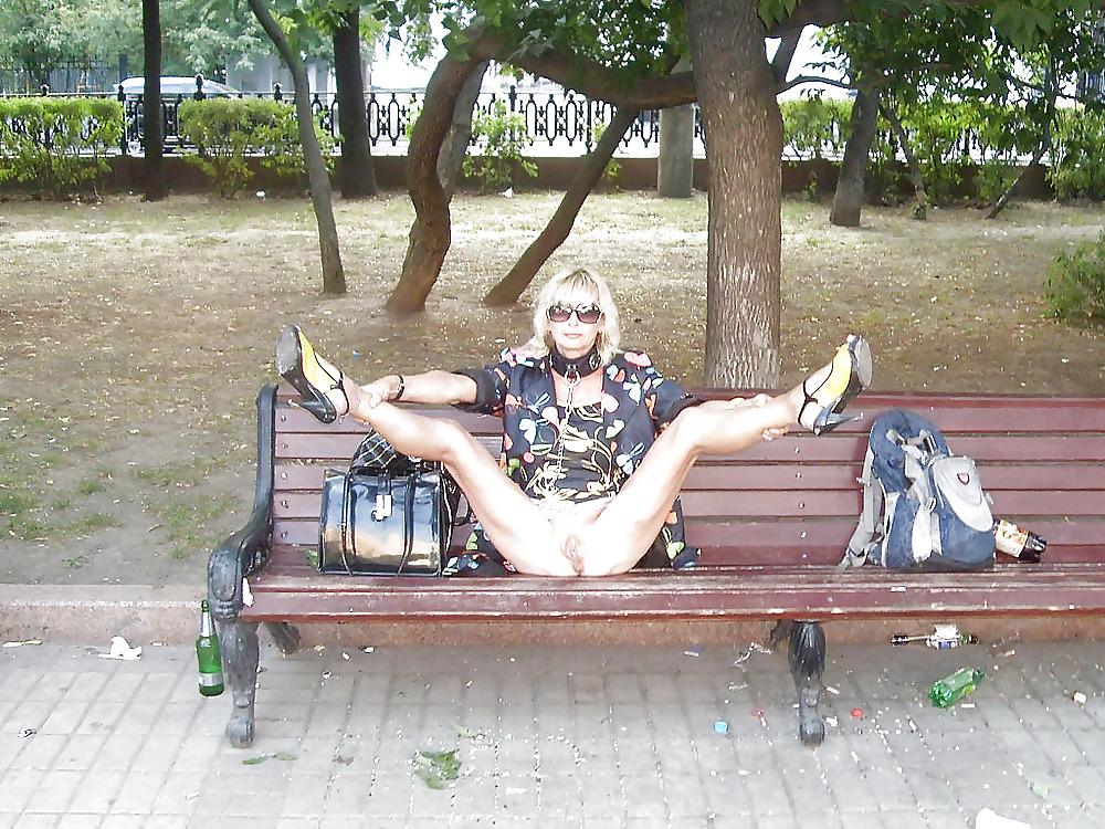 18P Weit und offen in Public -30-