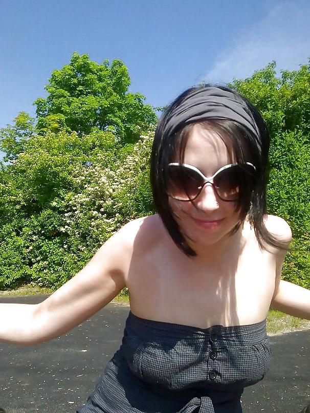 25P Dirty bitch valeria,plz enjoy jerk off & comment.