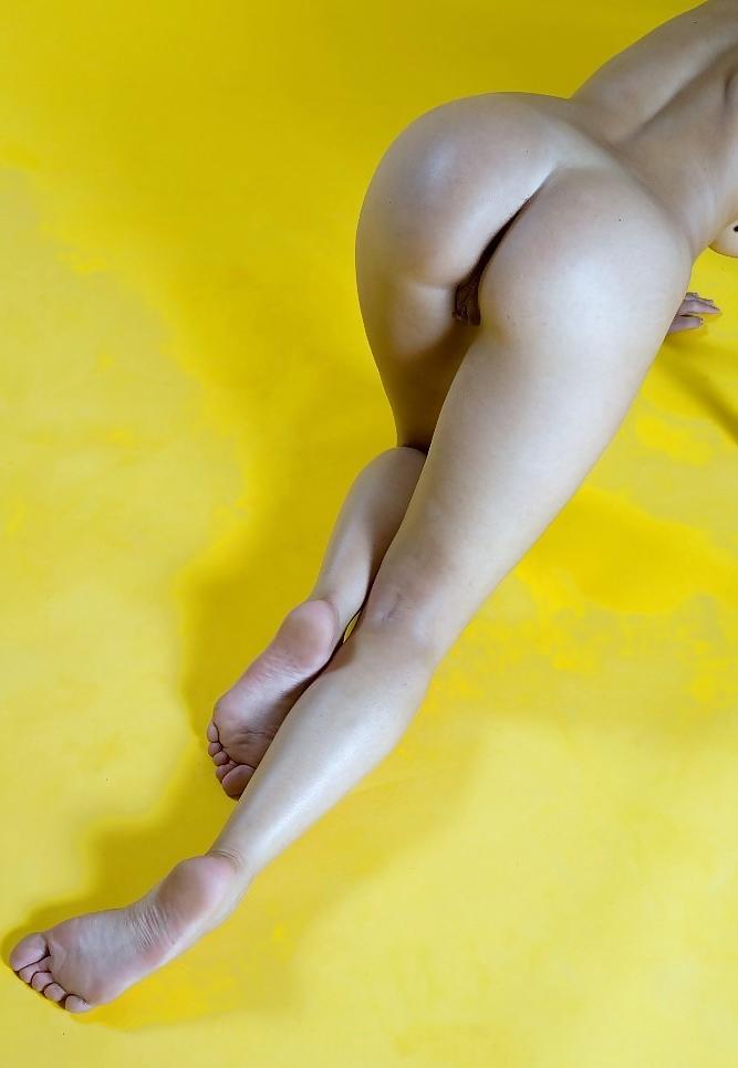 13P Pussy, ass, tits, feet
