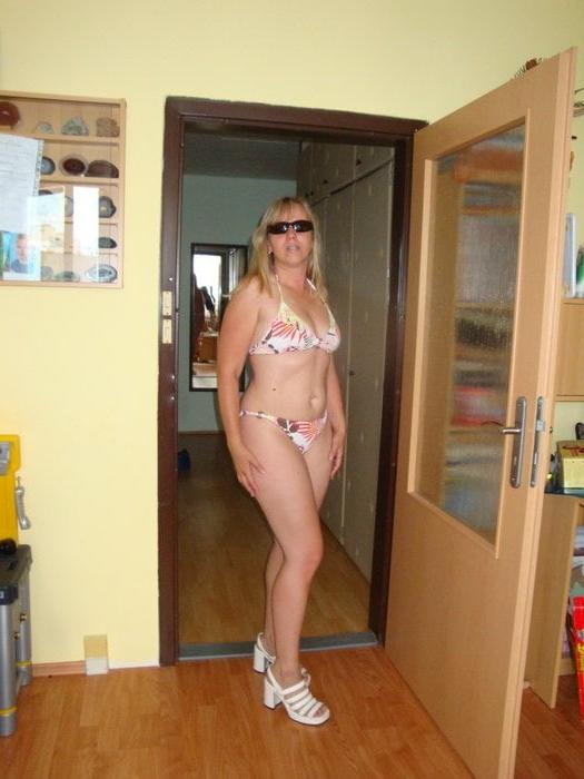 25P Nice mature czech blonde