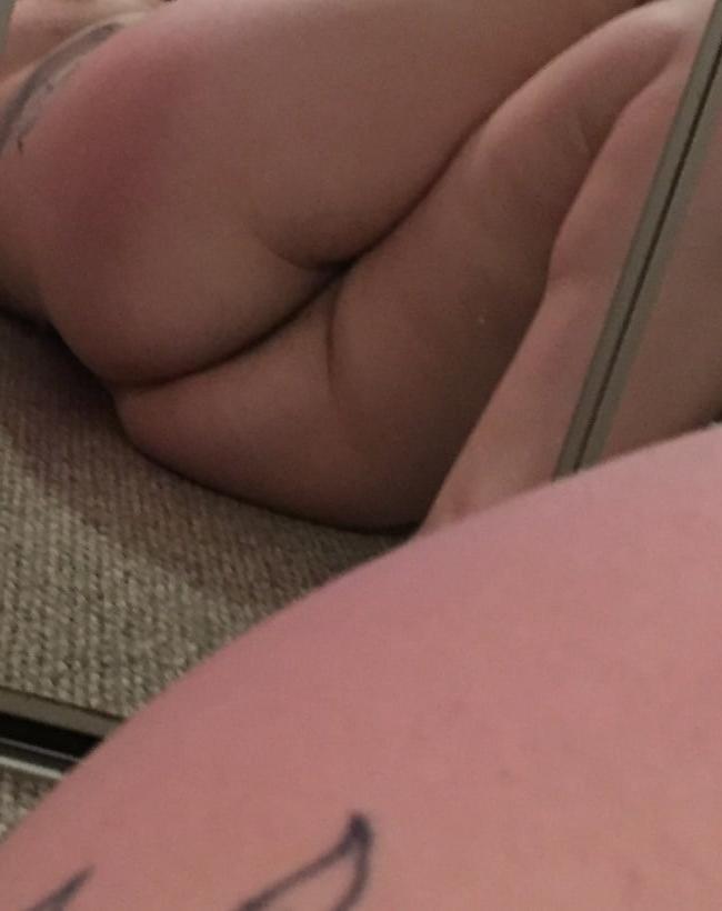 15P Chubby Preggo