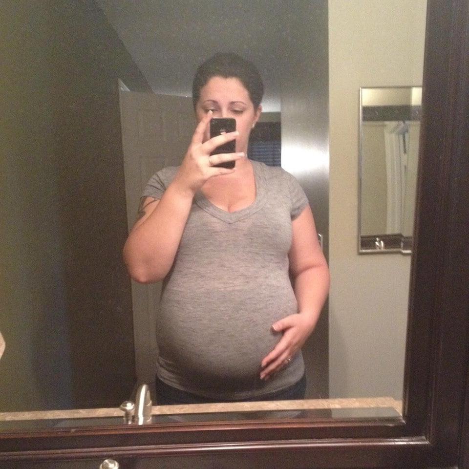 15P Chubby Preggo