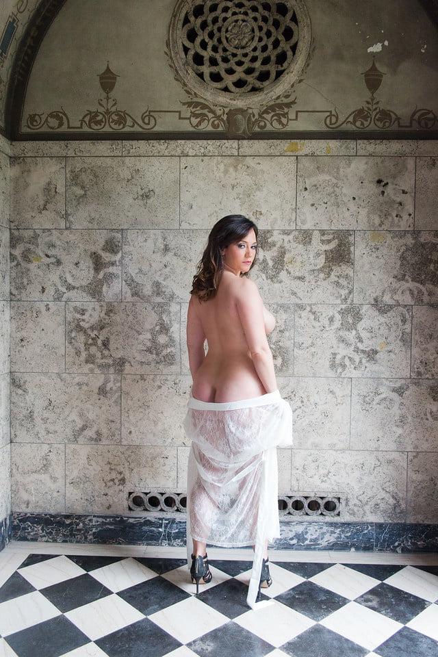 25P Thick Bride