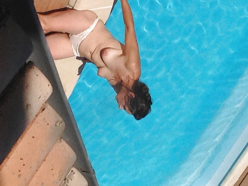 6P Voyeur Bitch