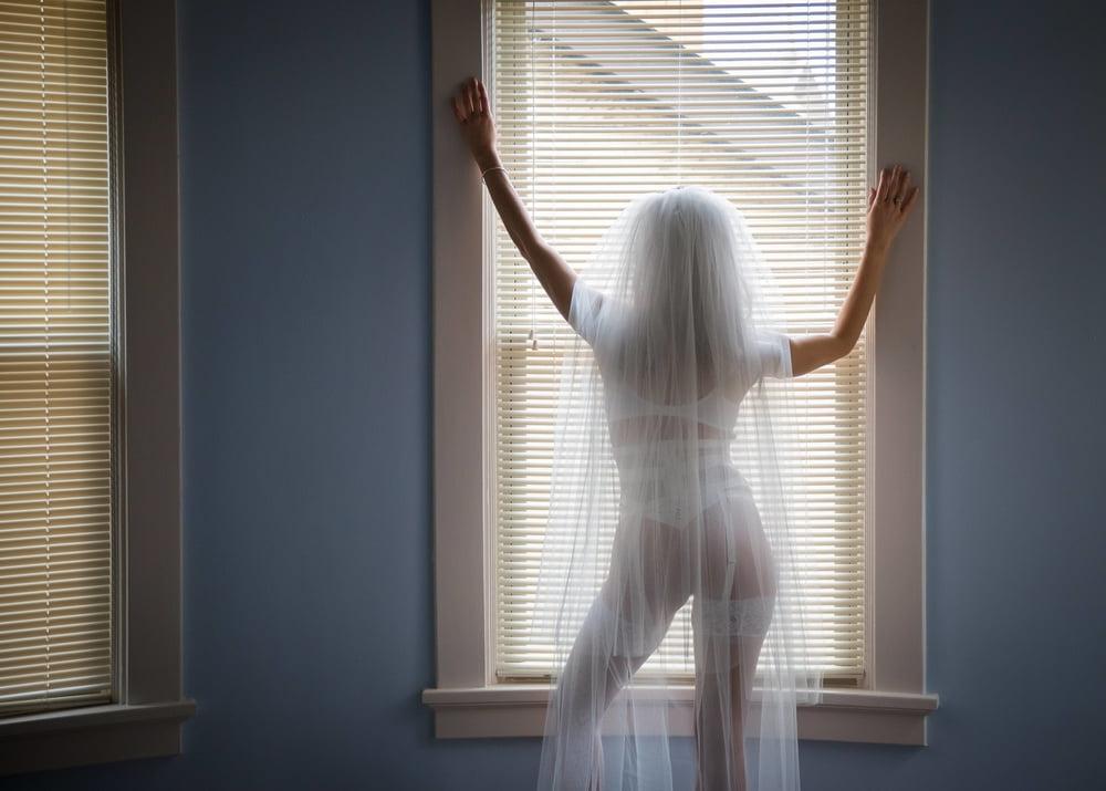 25P Soccer Bride