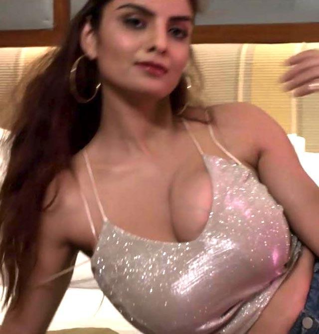 21P Anveshi Jain Hot &amp; Juicy