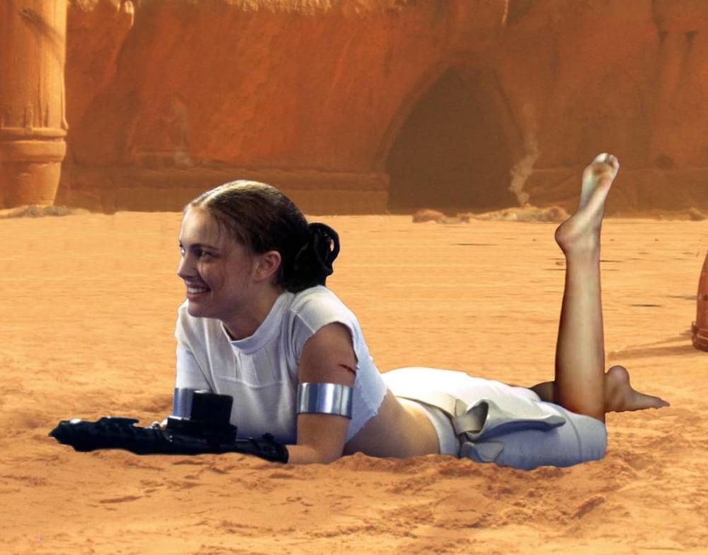 25P WWE Divas and Celebs Feet and Tickles Edits