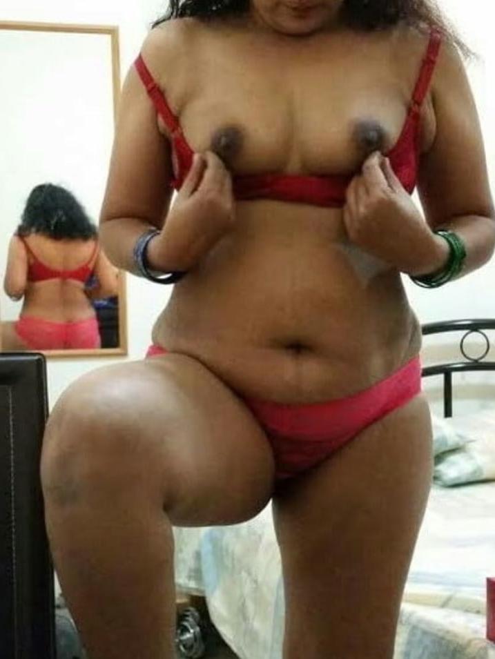 8P Hot bitch