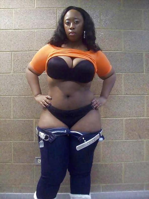 7P Chubby n Busty 14