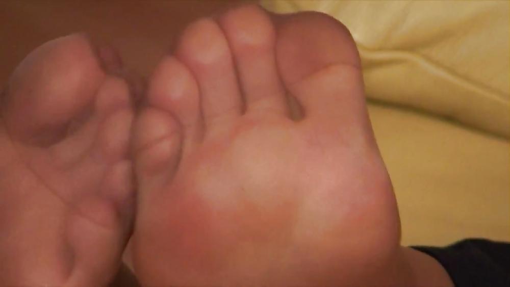 22P Nylon feet