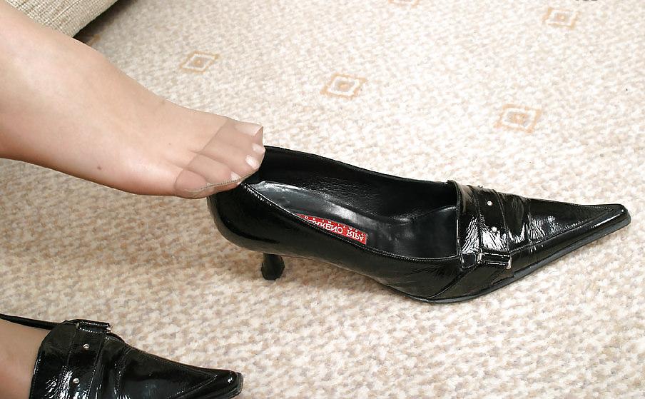 25P Paula nylon feet 1