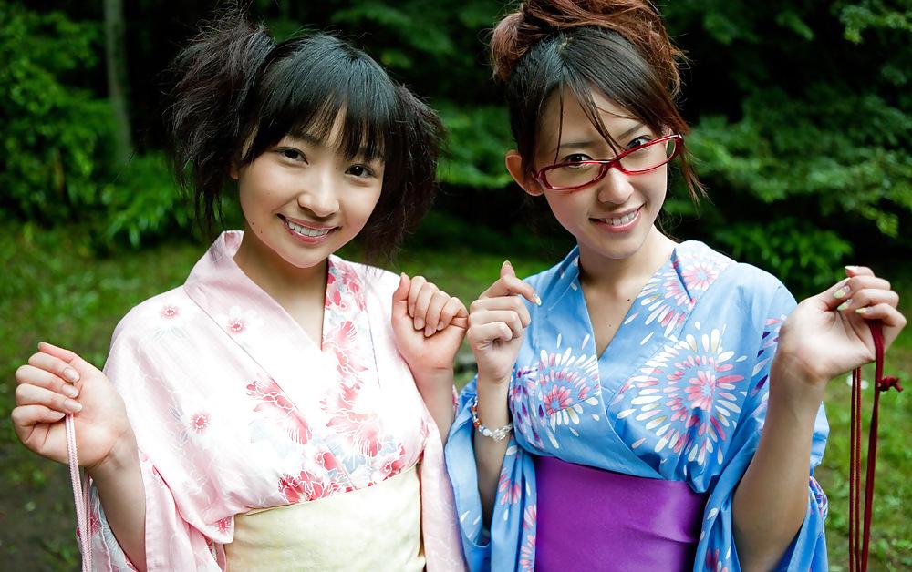 24P Delicious Asians #2: Glasses!