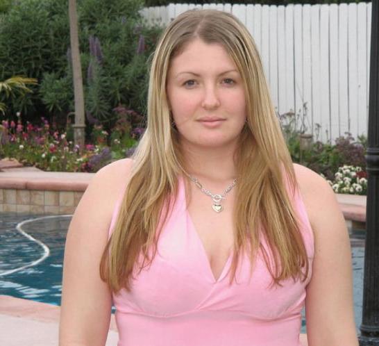 19P SDRUWS2 - CHUBBY BLONDE GF EXPOSED