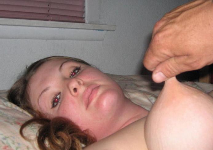 19P SDRUWS2 - CHUBBY BLONDE GF EXPOSED