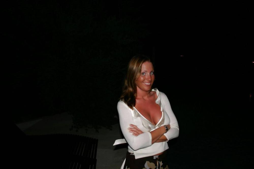 16P Beautifull mature bitch