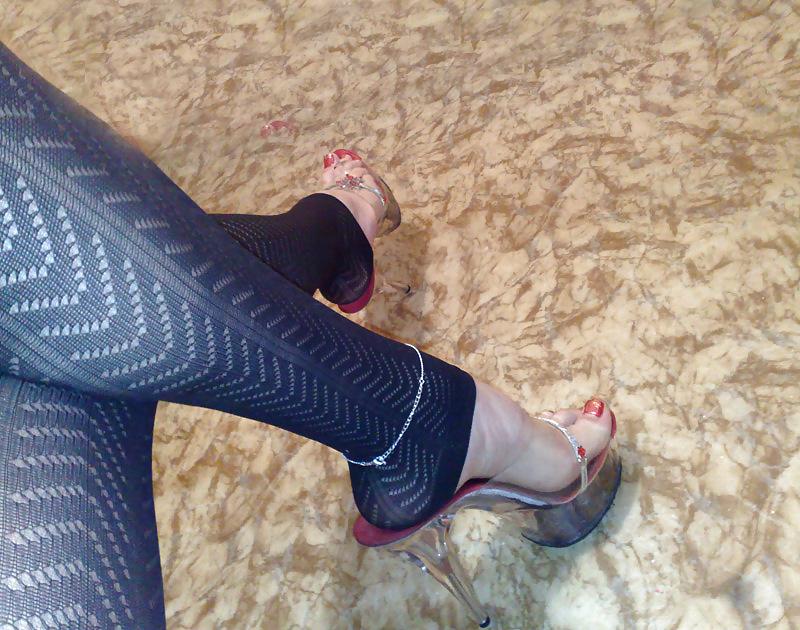 14P MY SEXY FEET & TOES