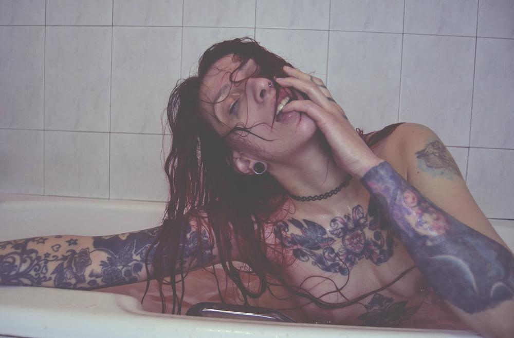 7P Shower time