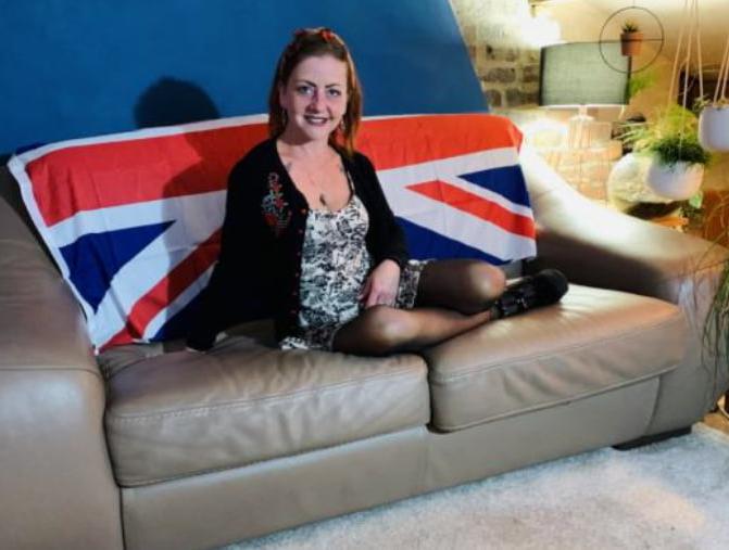 19P SDRUWS2 - SKINNY MATURE BRITISH PIN UP I'D LOVE TO FUCK
