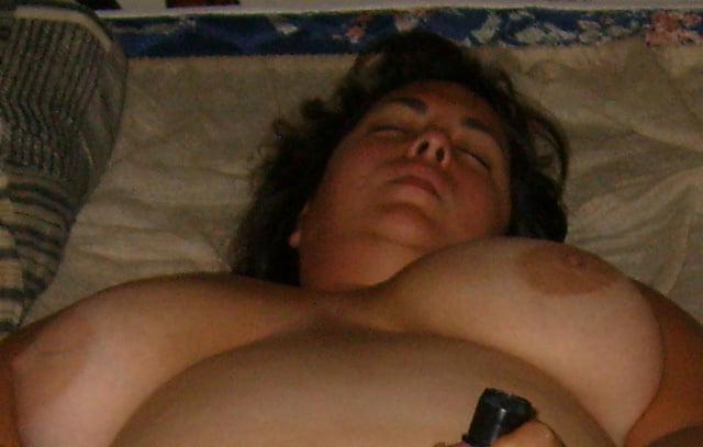 25P 3. Chubby wifes first net pics