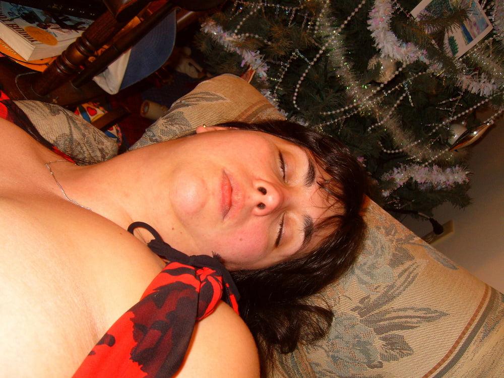 25P 3. Chubby wifes first net pics