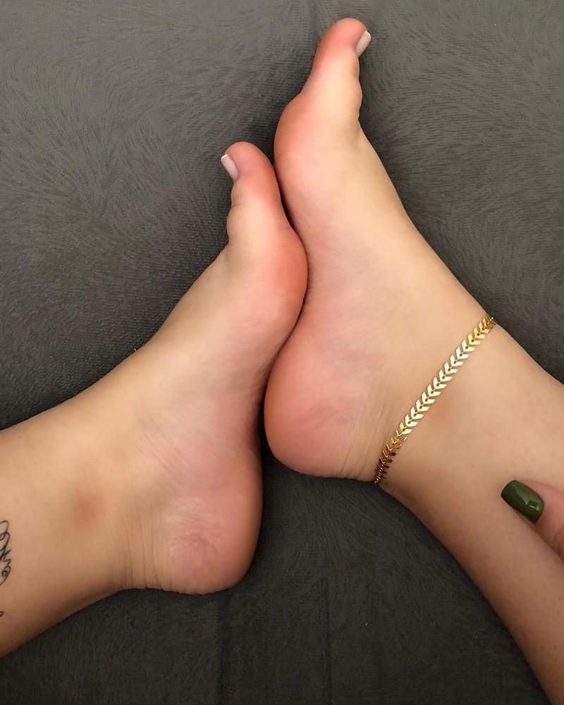 25P Dream Feet 2