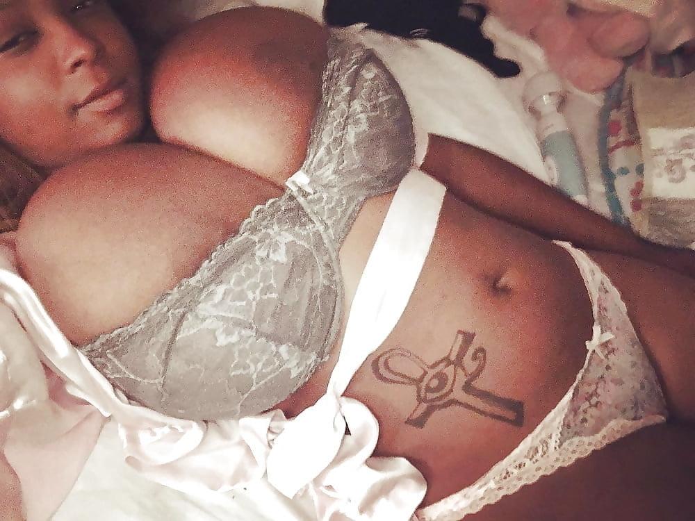 17P Chubby n Busty 16