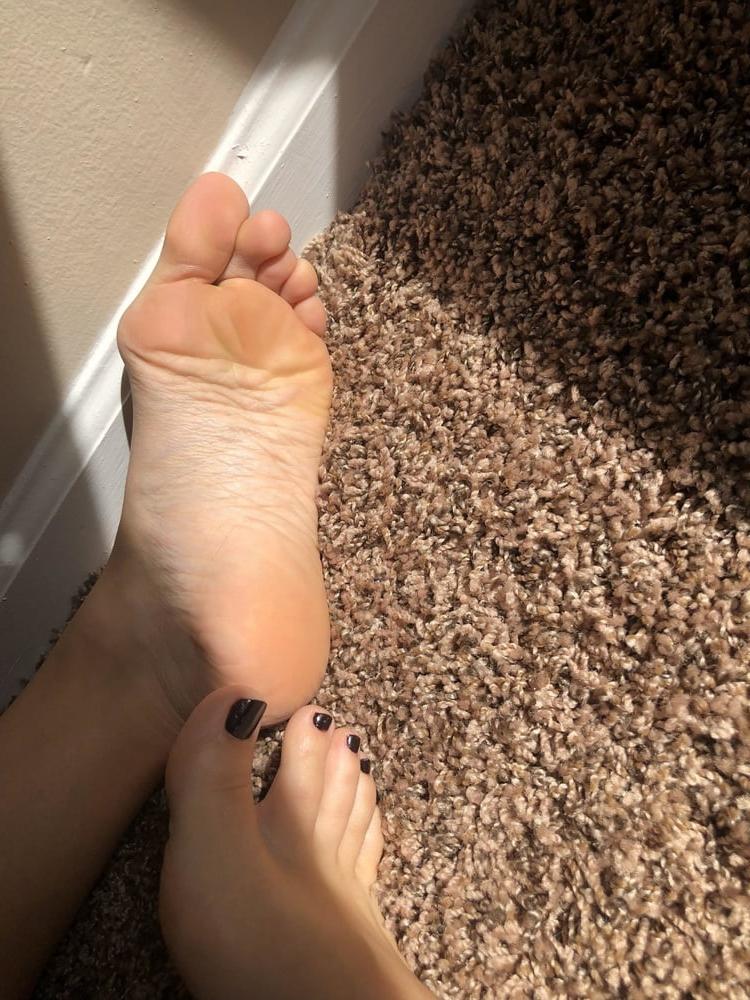 25P Hot Feet #4
