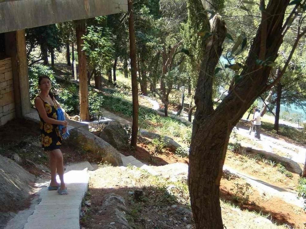 25P PSh 0004 : Cute Girl N. Vacation Photos