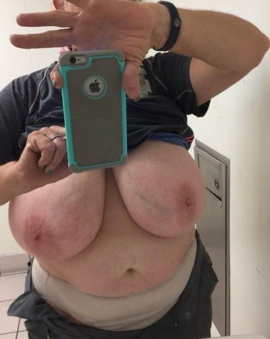 14P Big Tit Amateur #76 (Grannys Juggs)