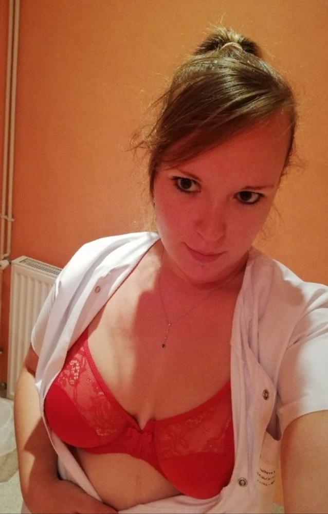 21P CORLINE 32 Y FRENCH BITCH FROM CLERMONT FERRANT