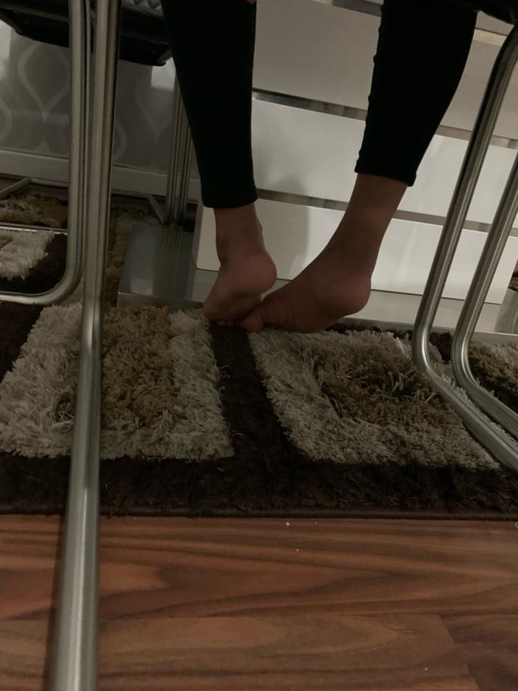 13P Amateur Feet